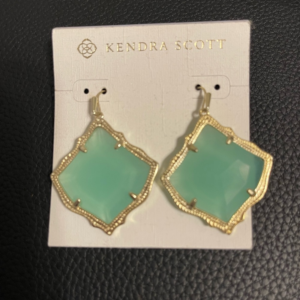 Kendra Scott Kirsten Earrings